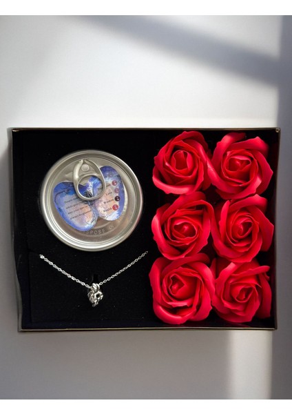 Kadina Hediye 25CM Mor Ayıcık ve Istiridye Içinde Inci Kolye Kırmızı Güller Hediye Seti Sevgiliye fiyatları
