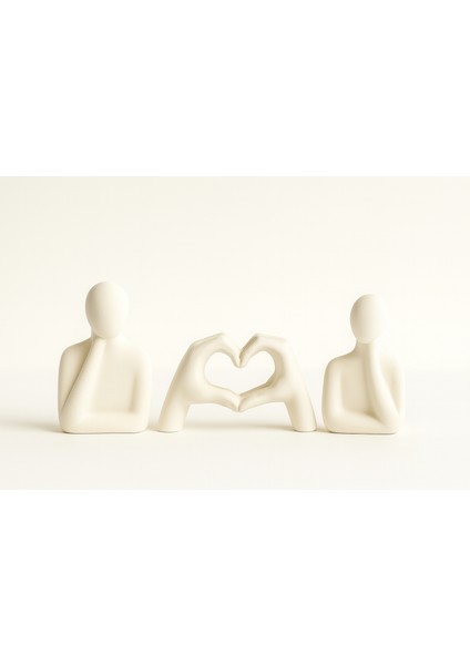 Soyut Figürlü Kalp Temalı Dekoratif Set – 4 Parça – Beyaz