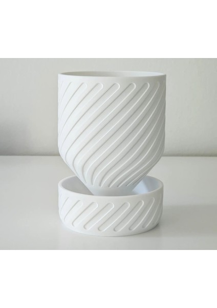 Modern Spiral Tasarımlı Kendinden Altlıklı Saksı