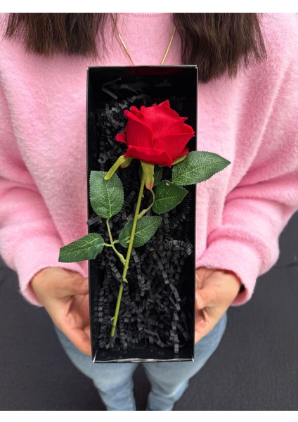 Romantik Hediye Siyah Kutuda Kırmızı Kadife Gül Sevgiliye Cicek Sevgiliye Ozel Sevgiliye Hediye fiyatları