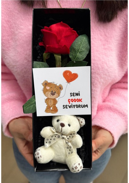 Sevgiliye Ayıcıklı ve Kırmızı Güllü Romantik Hediye Seti Sevgiliye Özel Sevgiliye Çiçek modelleri