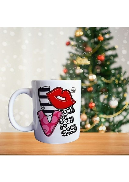 Öpücük ve Love Temalı - Leopar Desenli Yazılı - Gençlere En Güzel Hediye Porselen Kupa