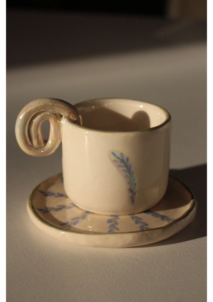 Lavanta Bahçesi Seramik Fincan, Hologramlı ve Inci Efektli Mavi Tasarım fırsatları