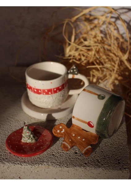 Yılbaşı Temalı Kahverengi Fincan, Çam Kulplu, Yeni Yıl Kutlaması Için Ideal