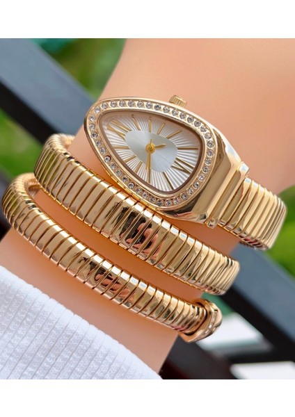 WL00101Y Altın Renk Yılan Model Kadın Kol Saati