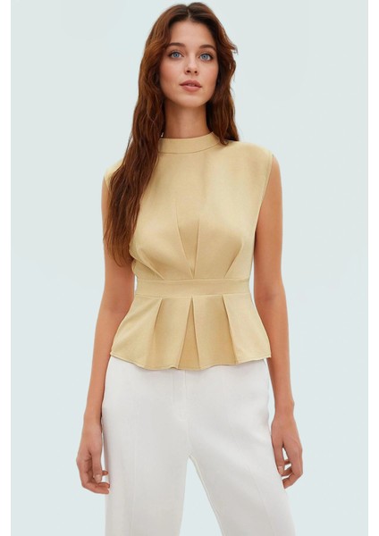 Fitted Bisiklet Yaka Bluz Nefes Alan Polyester Kumaştan Iş Giysisi Rahat ve Şık Modern Stil