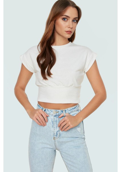 Kolsuz Crop Bluz Renk Regular Kalıp Polyester Örme Kumaş Profesyonel Görünüm Rahat Kullanım