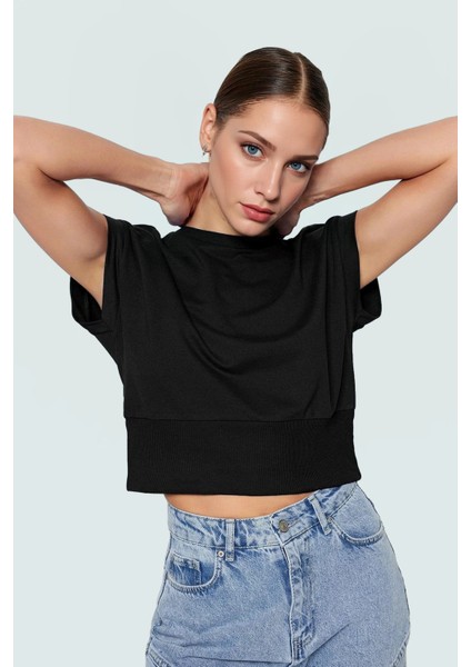 Kolsuz Crop Bluz Renk Regular Kalıp Polyester Örme Kumaş Profesyonel Görünüm Rahat Kullanım fiyatları