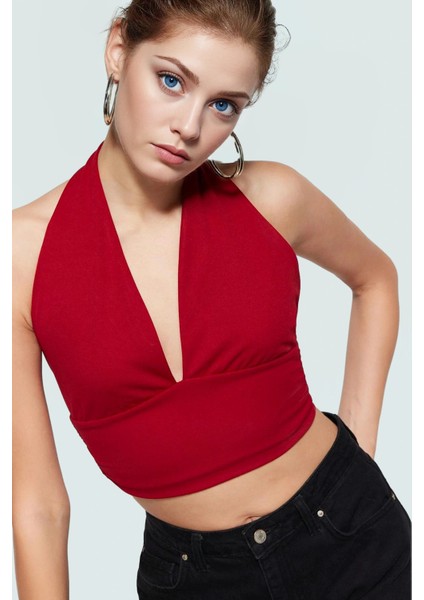 Yazlık Kolsuz Örme Bluz Fitted Boyundan Bağlamalı Rahat ve Şık Kaliteli Işçilik