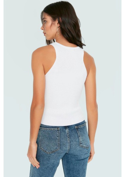 Şık Viskoz Bluz Fitted Bisiklet Yaka Kolsuz Yaz Koleksiyonu Günlük Kullanım Rahat ve modelleri