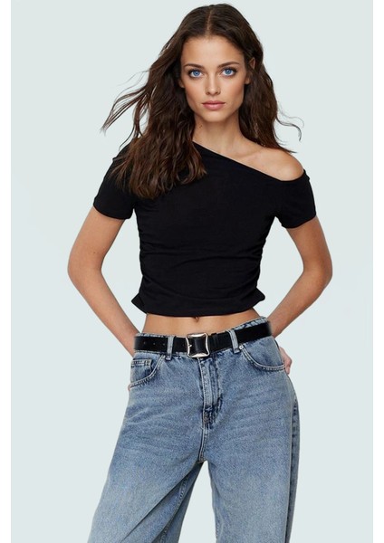 Asimetrik Yaka Basic Crop Bluz Örme Pamuklu Kumaş Yazlık Günlük Kombin Trend Tasarım modelleri