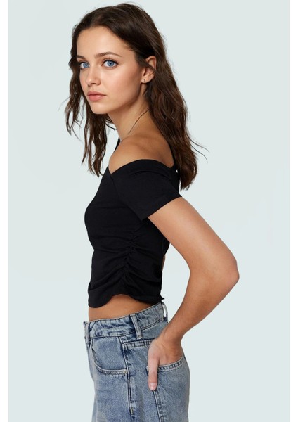 Asimetrik Yaka Basic Crop Bluz Örme Pamuklu Kumaş Yazlık Günlük Kombin Trend Tasarım fiyatları