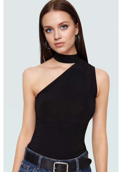 Rahat ve Şık Regular Örme Bluz Tek Kol Choker Yaka Görünüm Konforlu Kesim fiyatları