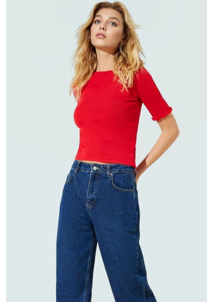 Pamuklu Polyester Elastan Karışımlı Fitted Bluz Bisiklet Yaka Kısa Kollu Yıkamalı modelleri