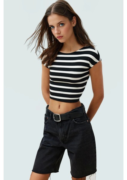 Kadın Kolsuz Örme Bluz Renk Basic Fitted Crop Bisiklet Yaka Konforlu Kesim Özel Tasarım