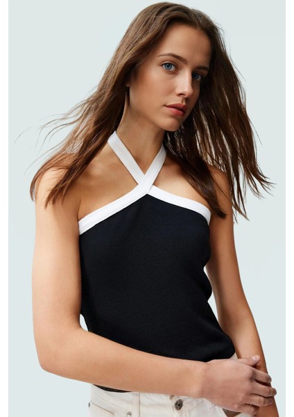 Kolsuz Fitted Bluz Renk Bloklu Desen ve Pamuklu Kumaş Rahat Kullanım Kaliteli Işçilik fiyatları