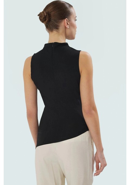 Fitted Dik Yaka Bluz Polyester Örme Kumaş Asimetrik Kısa Kollu Özenle Seçilmiş modelleri
