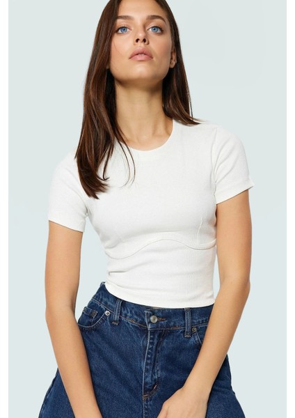 Rahat Pamuklu Kaşkorse Crop Bluz Bisiklet Yaka Kısa Kol Yazlık ve Şık