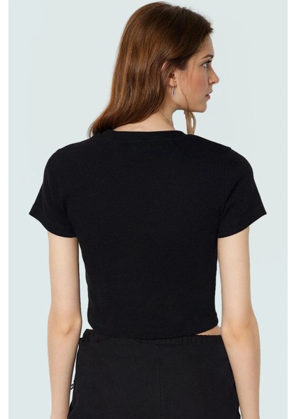 Rahat Pamuklu Kaşkorse Crop Bluz Bisiklet Yaka Kısa Kol Yazlık ve Şık modelleri