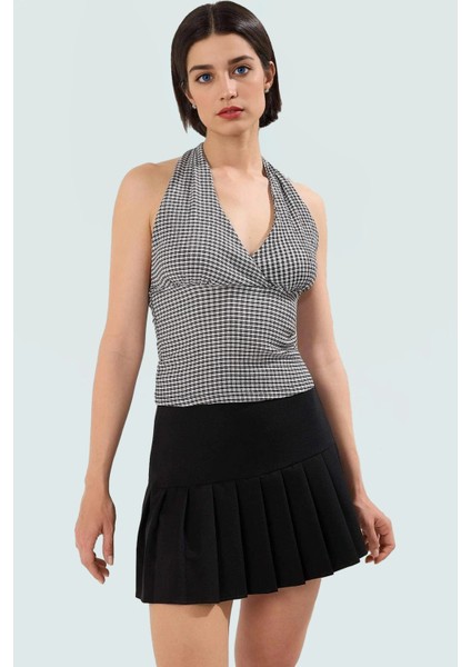 Rahat ve Şık Kareli Boyundan Bağlamalı Bluz Örme Kumaş Yazlık Görünüm Premium Kalite