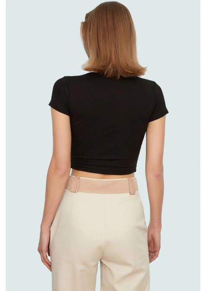 Kısa Kollu Crop Bluz V Yaka Fitted Kalıp Viskoz Kumaş Uzun Ömürlü Dayanıklı Malzeme fırsatları