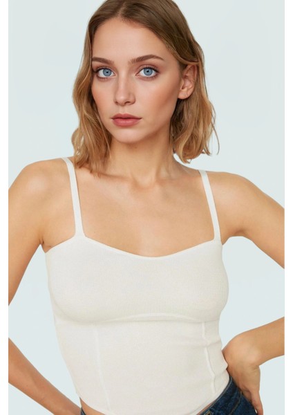Super Crop Büstiyer Triko Kumaş Kalp Yaka Ince Askılı Rahat Günlük Stil modelleri