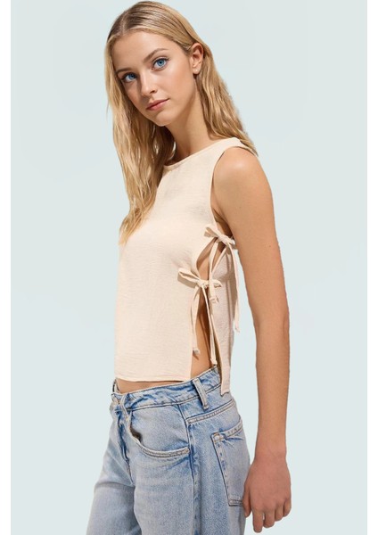 Pamuklu Viskoz Bluz Kolsuz Yandan Bağlamalı Regular Kesim Yazlık Rahat ve Şık