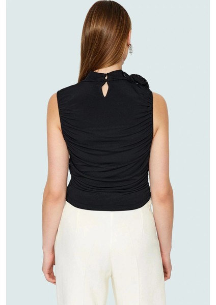 Kolsuz Örme Bluz Dik Yaka Regular Kalıp Polyester Karışımlı Yazlık Premium Kalite Modern Stil fırsatları