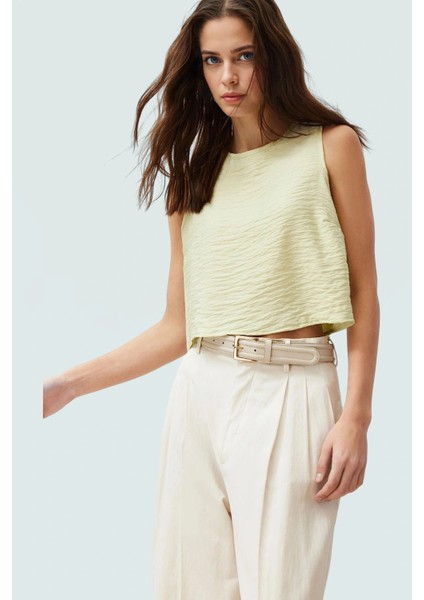 Regular Kalıp Polyester Crop Bluz Bisiklet Yaka Aerobin Dokuma Yazlık Yüksek Kalite fiyatları