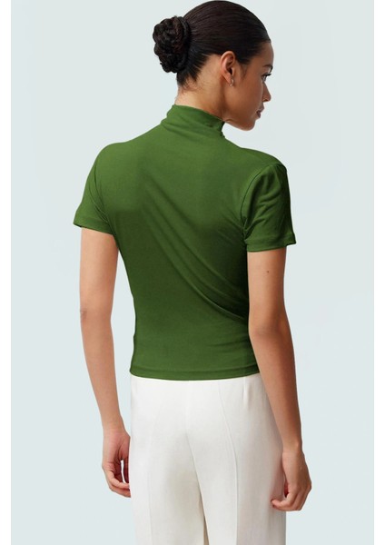 Polyester Elastan Örme Bluz Dik Yaka Fitted Kısa Kollu Yazlık Yüksek Kalite Rahat Kullanım modelleri