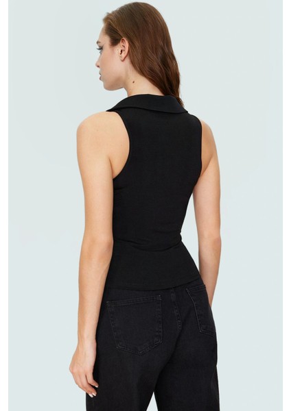 Yazlık Kolsuz Bluz Fitted Kalıp Polo Yaka Örme Kumaş Mükemmel Uyum Trend Tasarım modelleri