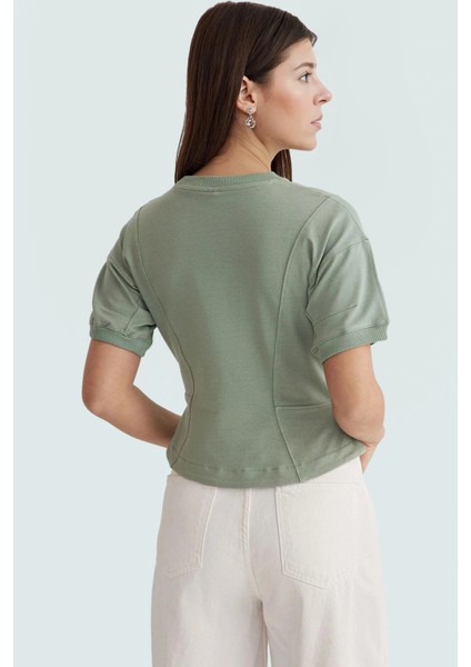 Rahat Yazlık Bluz Renk Fitted Kalıp Kısa Kollu %72 Polyester Şık Görünüm Mükemmel Uyum modelleri