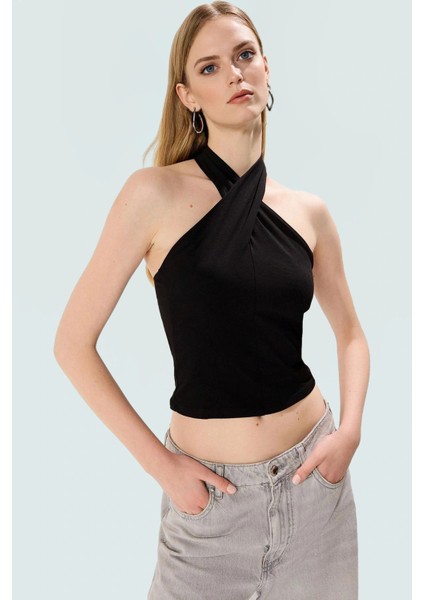 Crop Bluz Örme Boyundan Bağlamalı Rahat Günlük Stil Mükemmel Uyum Premium Kalite fiyatları
