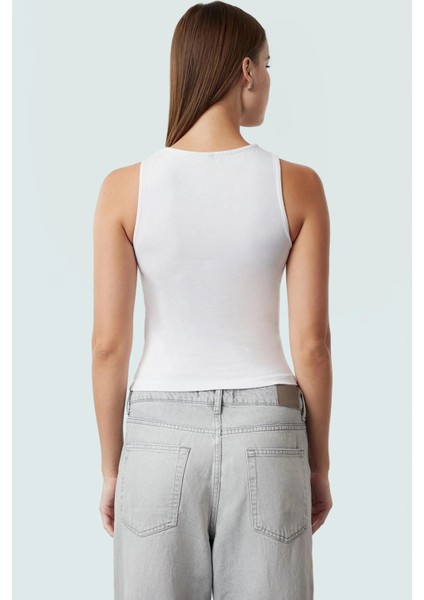 Pamuklu Likralı Penye Kadın Bluz Crop Bisiklet Yaka Büzgü Detaylı Günlük Stil Konforlu Kesim modelleri