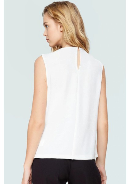 Yazlık 100% Polyester Regular Kalıp Bisiklet Yaka Bluz Zarifane Tasarım Kaliteli Işçilik modelleri