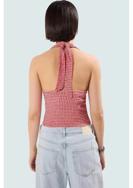 Rahat ve Şık Kareli Boyundan Bağlamalı Bluz Örme Kumaş Yazlık Görünüm Premium Kalite modelleri