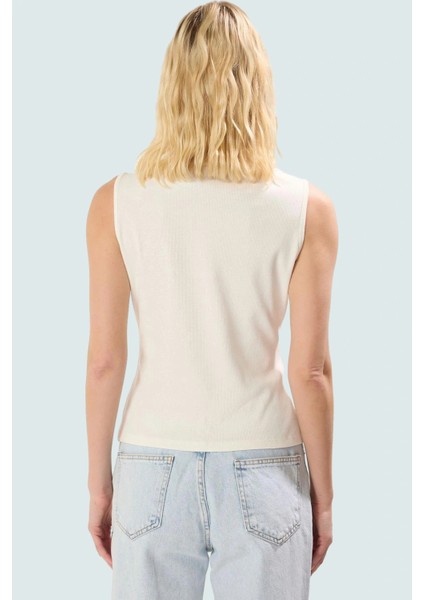 Yazlık Kaşkorse Bluz Aksesuar Detaylı Fitted Kalıp Pamuklu Kumaş Mükemmel Uyum Modern Stil modelleri