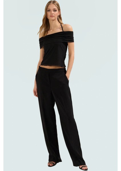 Yazlık Kısa Kollu Astarlı Örme Bluz Carmen Yaka ve Bağlama Detayı Mükemmel Uyum Özel Tasarım fiyatları