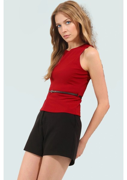 Yazlık Kolsuz Fitted Bluz Scuba Krep Kumaştan Rahat Modern Stil Profesyonel Görünüm