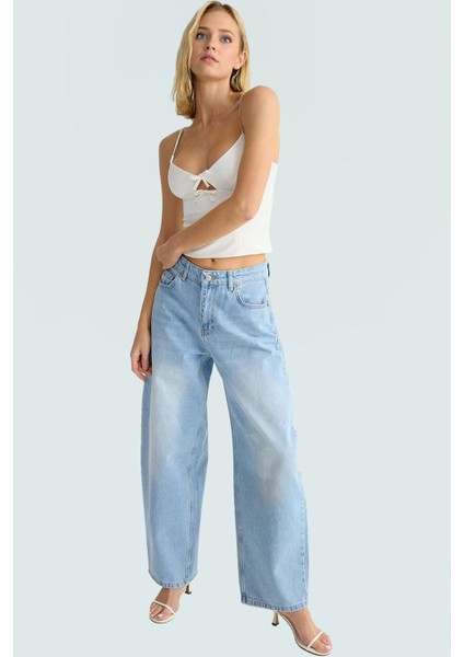 Rahat ve Şık Finike Dokuma Bluz Polyester Elastan Karışımı Modern Stil Özel Tasarım