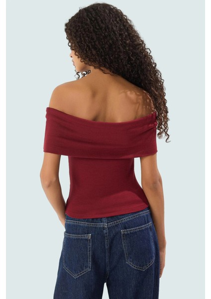 Kısa Kollu Fitted Bluz Carmen Yaka Viskoz Ribana Kumaş Günlük Kullanım Için Konforlu Kesim modelleri