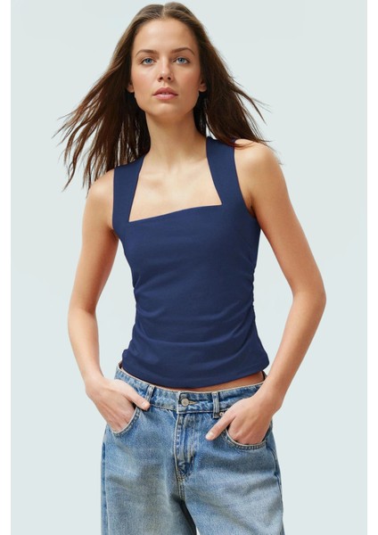 Kadın Yazlık Kolsuz Bluz Pamuklu Rahat Kare Yaka Premium Kalite Modern Stil