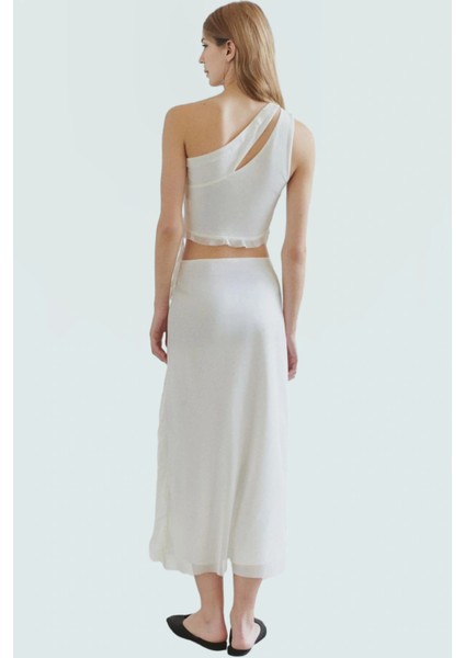 Tül Detaylı Örme Bluz Asimetrik Yaka Crop Kesim Yazlık Konforlu fiyatları