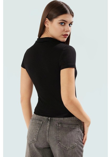 Viskoz Ribana Örme Bluz Crop Polo Yaka Fitted Rahat Kullanım Premium Kalite Modern Stil modelleri