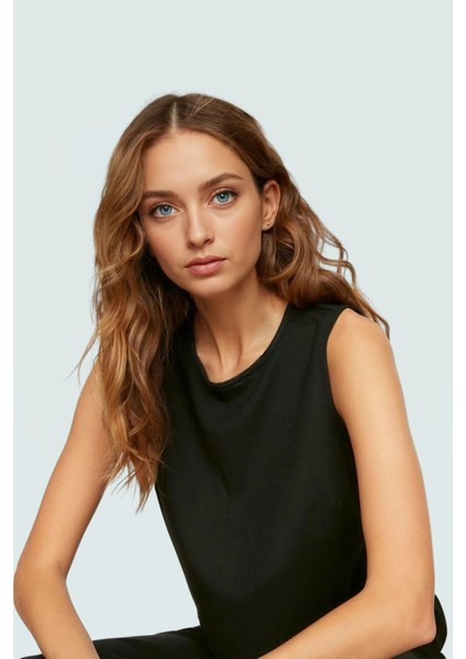 Regular Kalıp Polyester Crop Bluz Bisiklet Yaka Aerobin Dokuma Yazlık Yüksek Kalite fiyatları