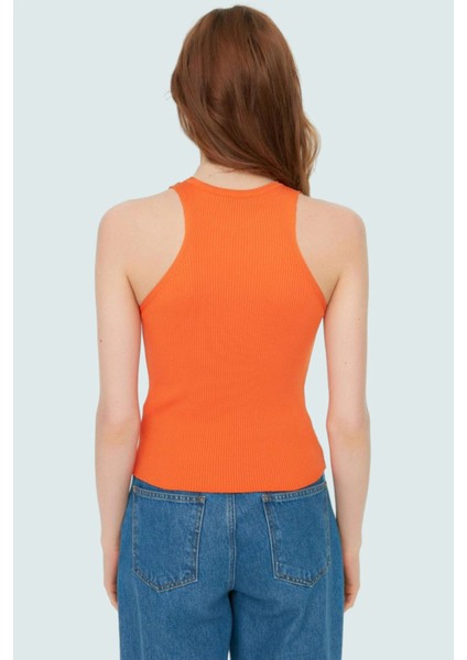 Rahat Yazlık Bluz Viskoz Triko Bisiklet Yaka Fitted Kalıp Kolsuz Premium Kalite modelleri