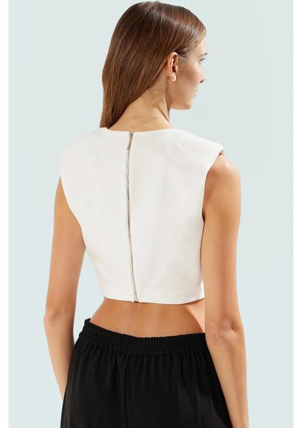 Kadın Kolsuz V Yaka Fiyonklu Crop Bluz Dokuma Kumaş Özenle Seçilmiş Seçkin Malzeme Uzun Ömürlü modelleri