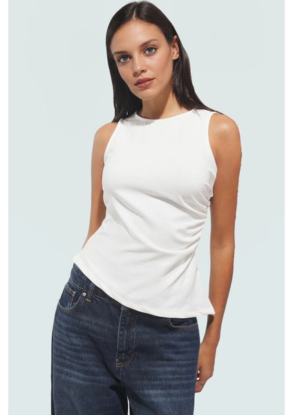 Şık ve Nefes Alabilir Dokuma Bluz Asimetrik Kesim Bisiklet Yaka Yazlık Rahat