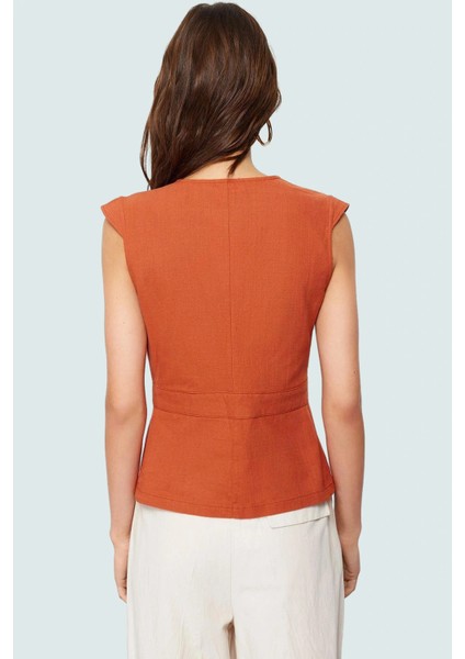 Pamuklu Keten Görünümlü Bluz; V Yaka Düğmeli Kolsuz Fitted Kalıp Özel Tasarım Özenle Seçilmiş fırsatları