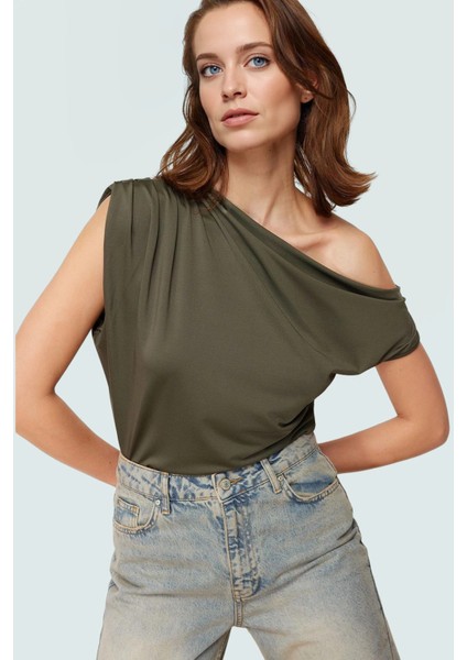 Regular Kalıp Polyester Bluz Yazlık Şıklık Seçkin Malzeme fiyatları